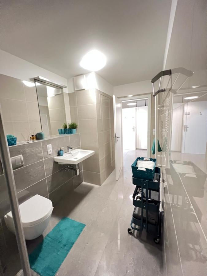Free Parking In Garage Karolina Plazza, New Cosy Studio With All You Need Praag Buitenkant foto