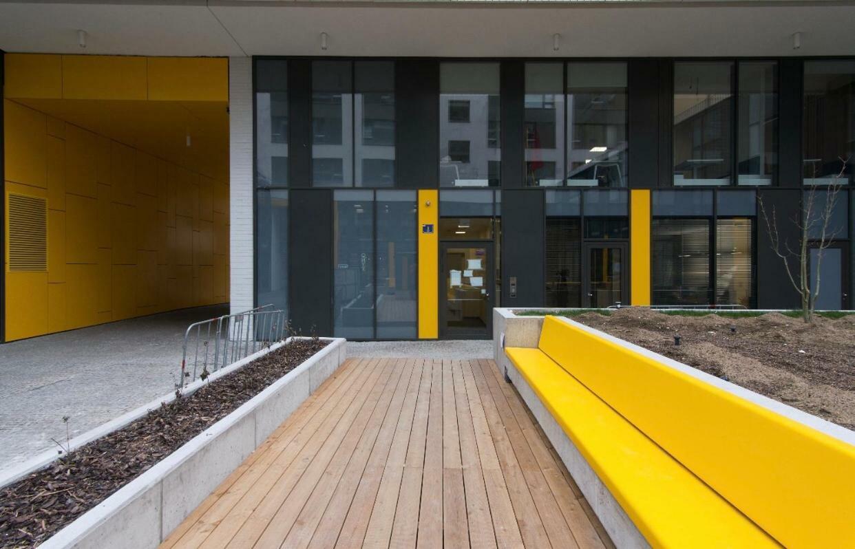 Free Parking In Garage Karolina Plazza, New Cosy Studio With All You Need Praag Buitenkant foto